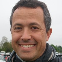 Fernando M . Rodrigues