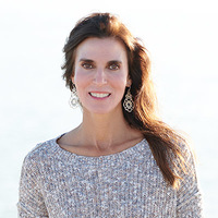 Elizabeth P Frates