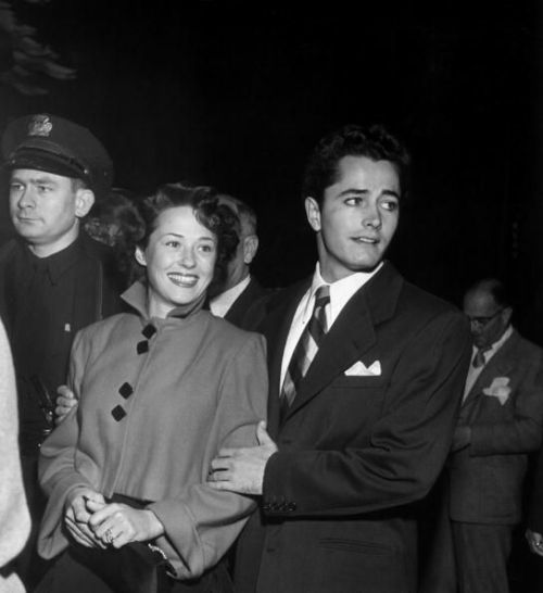 oldloves:
“ Pati Behrs & then husband, the actor John Derek, 1950.
Behrs was a Prima Ballerina and grandniece of Leo Tolstoy. Born in Russia, her family fled to Paris when her father refused to take part in pogroms. During World War II she was a...