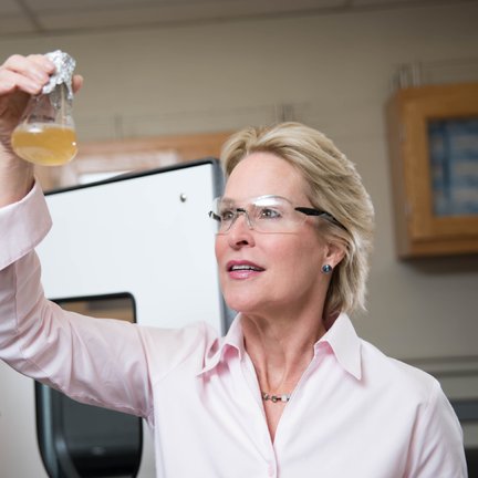 photo of Frances Arnold