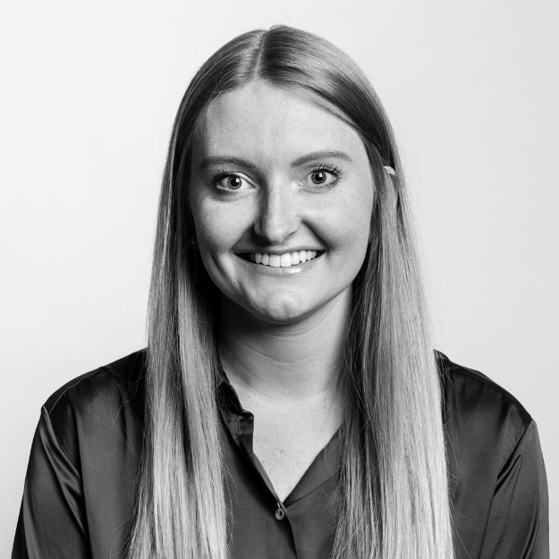 Black and white headshot of Hannah Heyworth