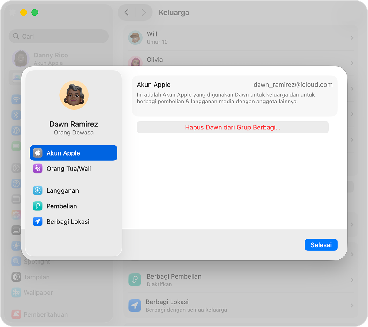 Layar Mac menampilkan langkah untuk menghapus seseorang dari grup Keluarga Berbagi Anda.