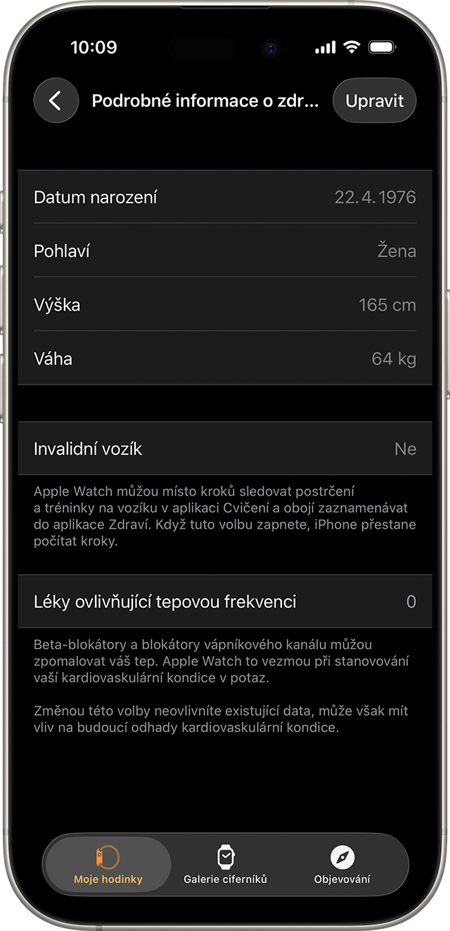 Obrazovka iPhonu zobrazující dostupné zdravotní údaje, které můžete aktualizovat, například datum narození, pohlaví a výšku.