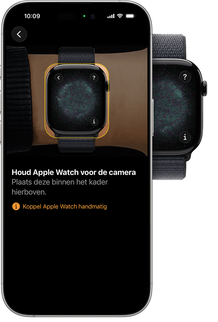 De iPhone ligt naast de Apple Watch tijdens het koppelen
