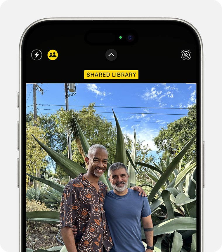 Die Taste „Geteilte Mediathek“ befindet sich am oberen Bildschirmrand.