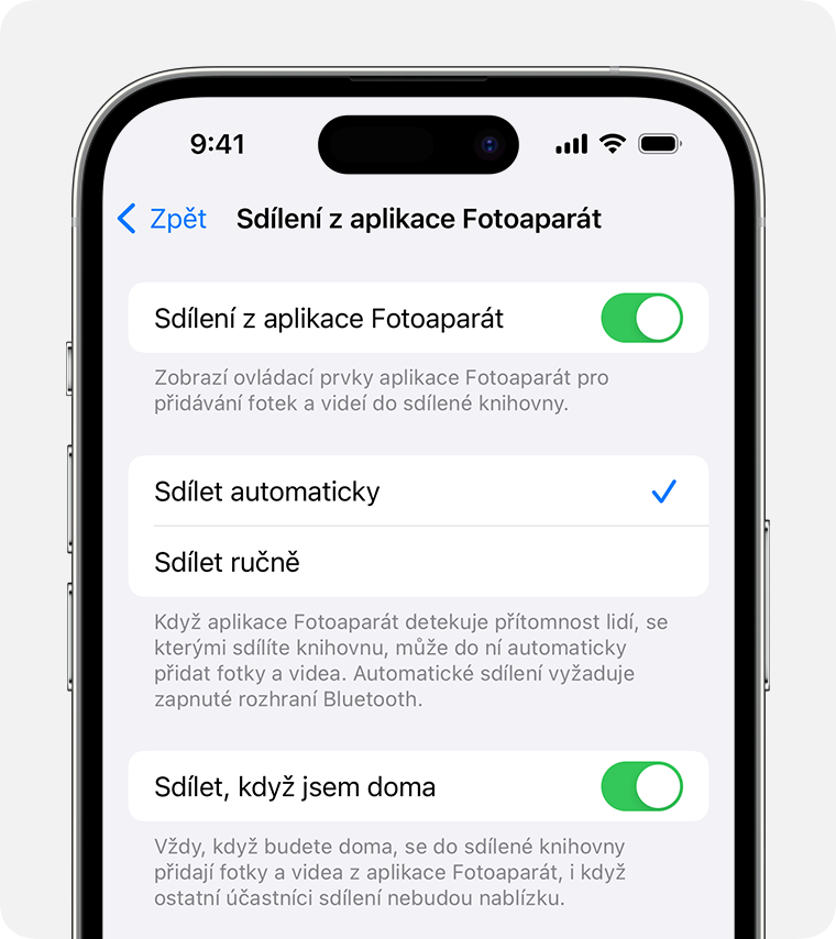 Chcete-li do aplikace Fotoaparát přidat tlačítko pro sdílení fotografií a videí do sdílené knihovny, zapněte Sdílení z aplikace Fotoaparát.