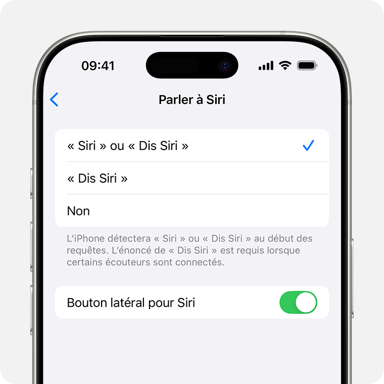 L’écran Parler et écrire à Siri ouvert, affichant l’option « Siri » ou « Dis Siri » sélectionnée, ainsi que les options Bouton latéral pour Siri et Écrire à Siri également activées