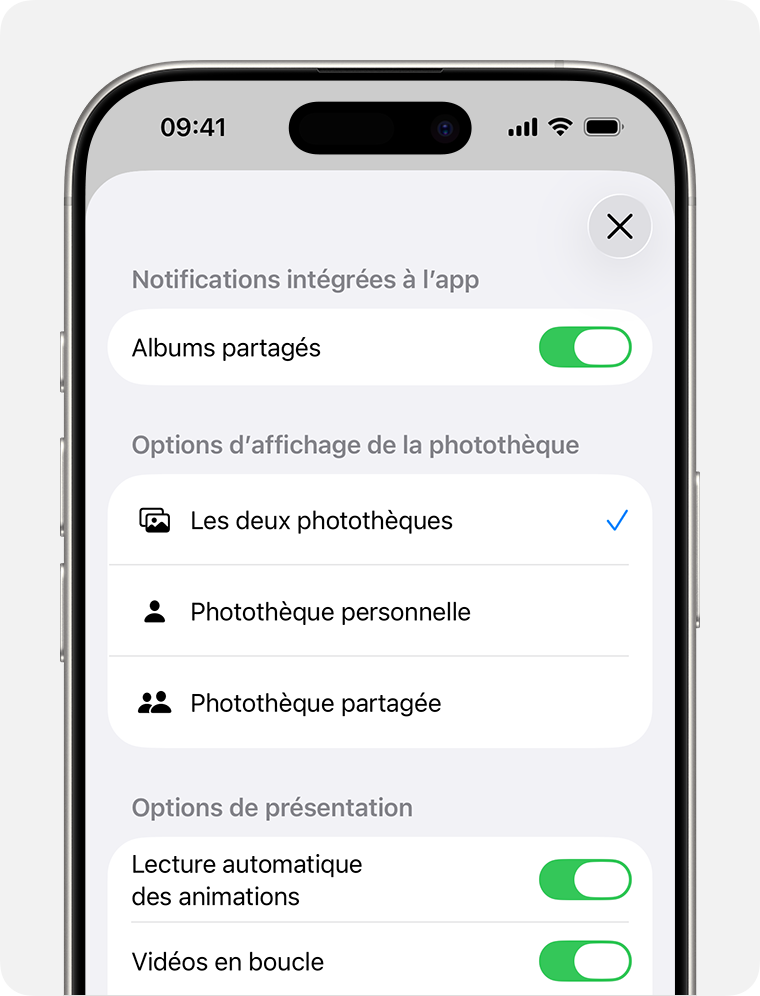 Un écran d’iPhone affichant Les deux photothèques, Photothèque personnelle et Photothèque partagée sous Options d’affichage de la photothèque.
