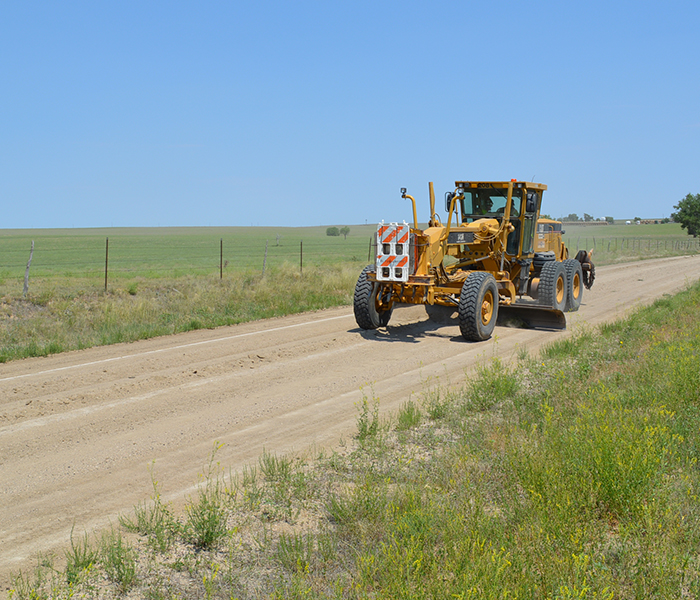 Gravel roads grader