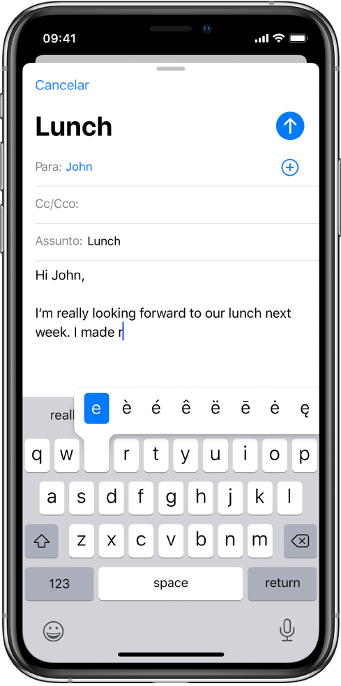 Uma tela mostrando os caracteres alternativos da tecla “e”.