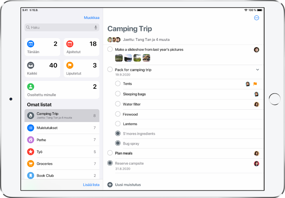 Näyttö, jossa näkyy useita luetteloita Muistutukset-apissa. Ylävasemmalla ovat älykkäät luettelot saman päivän muistutuksille, ajoitetuille muistutuksille, kaikille muistutuksille ja liputetuille muistutuksille.