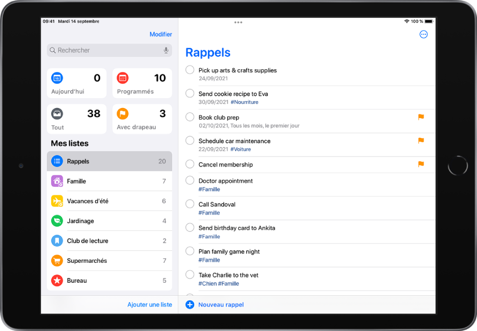 Un écran Rappels affichant les listes de rappels sur le côté gauche, et une liste de tâches à droite. Le bouton « Nouveau rappel » se trouve en bas, au centre.