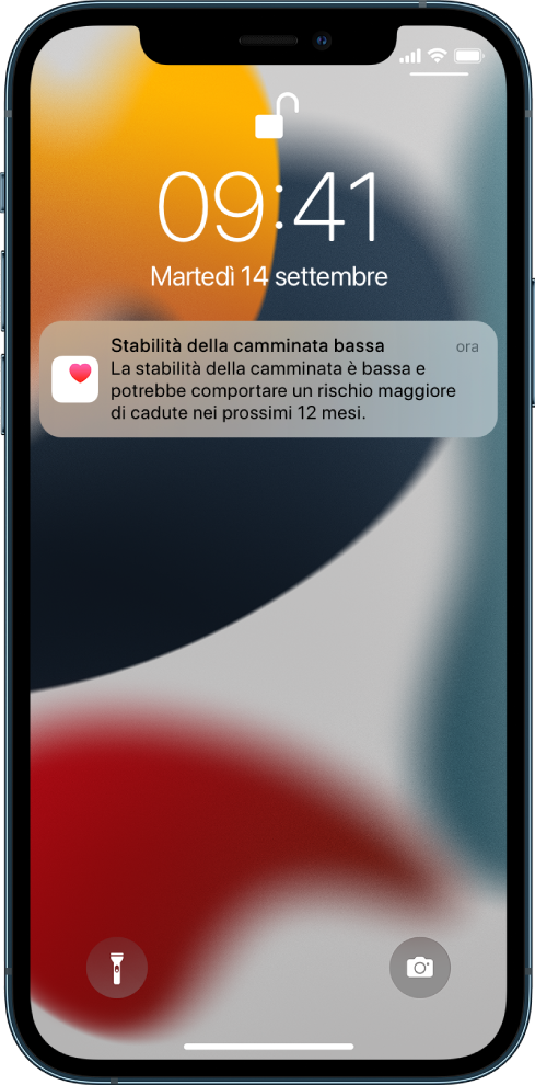 La schermata di blocco con una notifica di stabilità della camminata bassa.