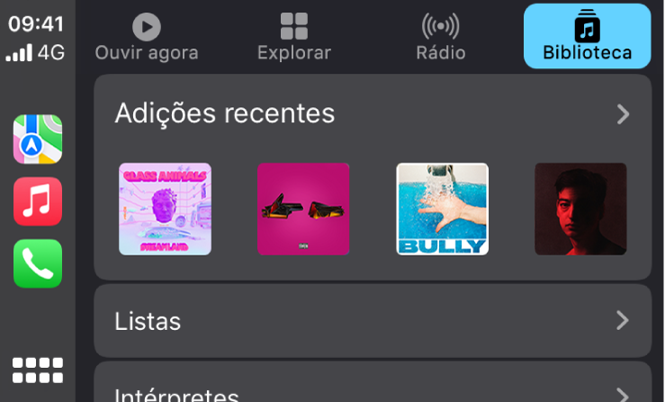 Ecrã do CarPlay a mostrar um grupo de músicas adicionadas recentemente.