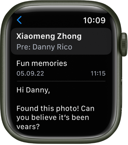 V apke Mail je otvorená emailová správa. Navrchu sa zobrazuje meno príjemcu, pod ním je predmet a nižšie je telo správy.