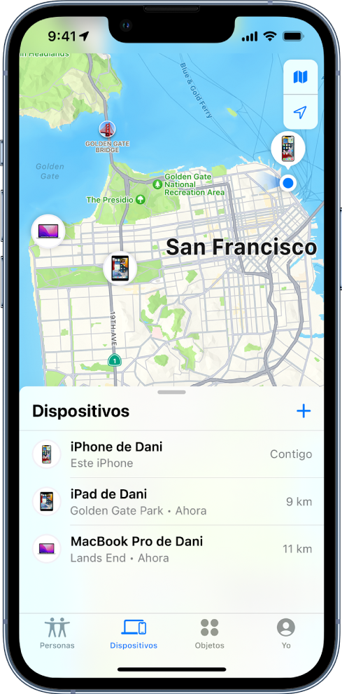 Pantalla Buscar abierta en la lista Dispositivos. Hay tres dispositivos en la lista Dispositivos: iPhone de Dani, iPad de Dani y MacBook Pro de Dani. Sus ubicaciones se muestran en un mapa de San Francisco.