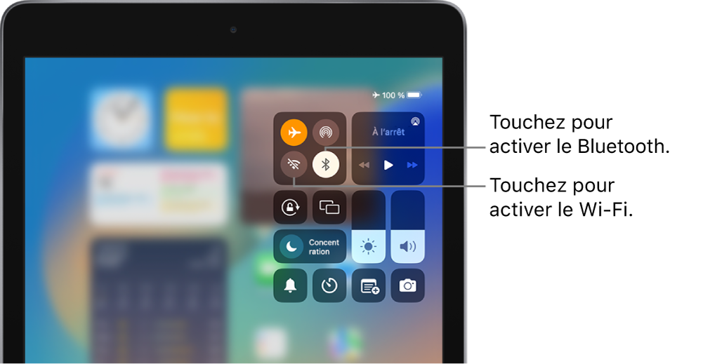 Centre de contrôle avec le mode Avion activé. Les boutons pour activer le Wi-Fi et le Bluetooth se trouvent près de l’angle supérieur gauche du centre de contrôle.
