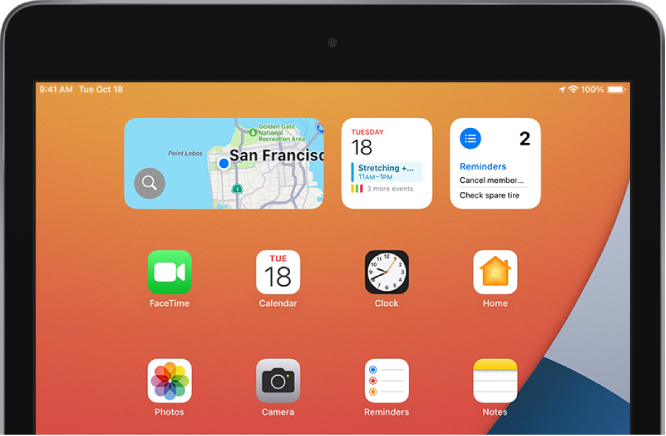 Sākuma ekrāns ar Maps logrīku augšējā kreisajā stūrī.