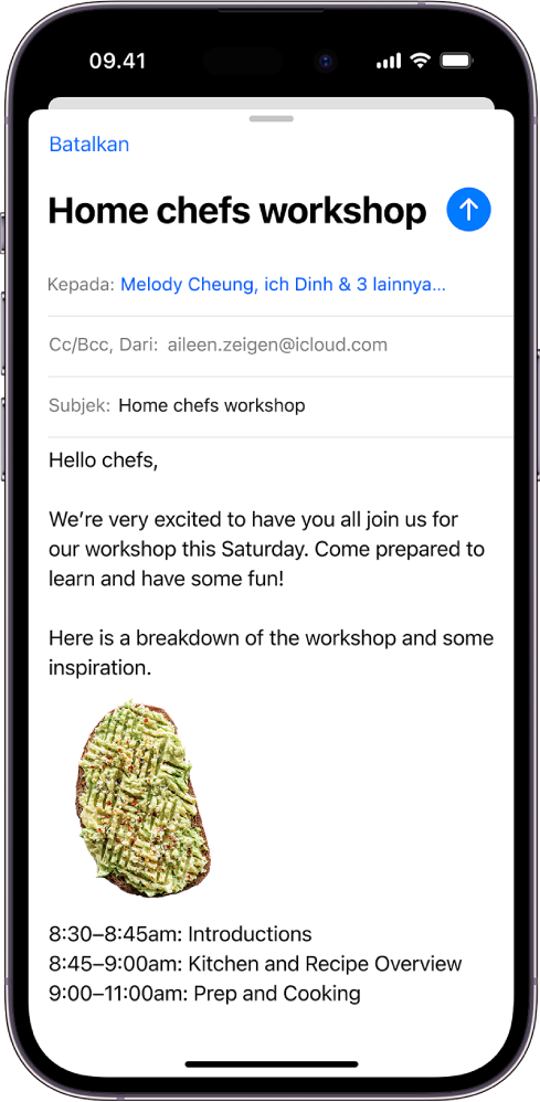 Email draf sedang ditulis.