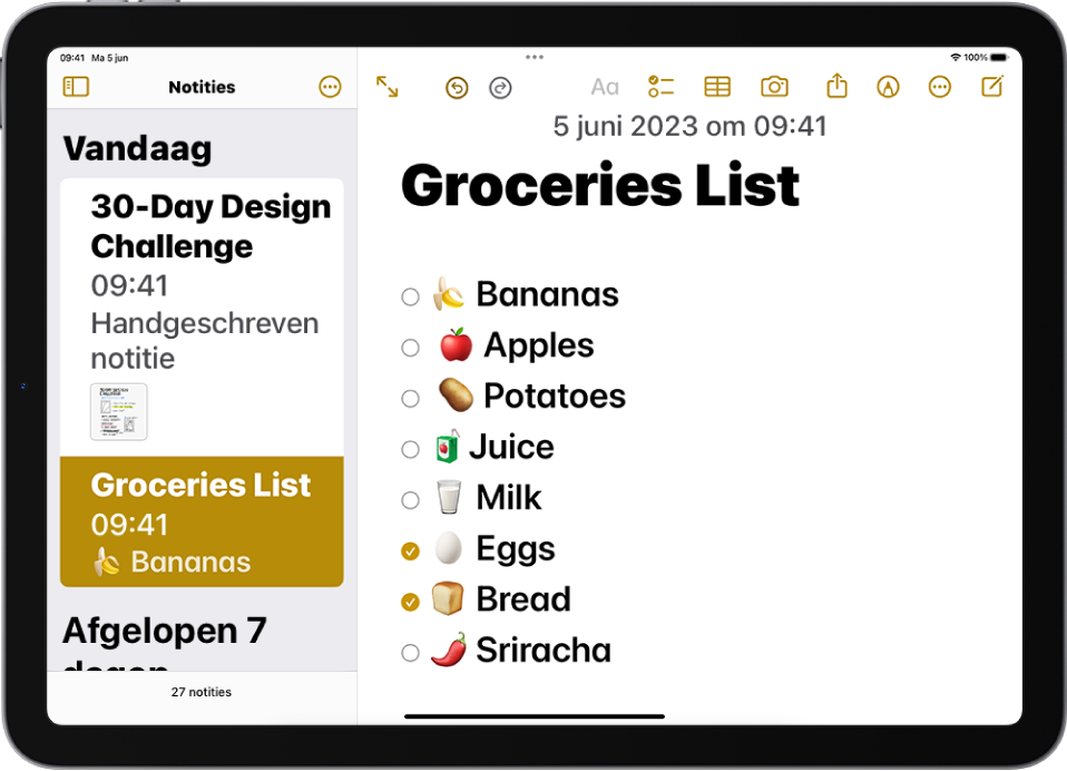 Een lijst in Notities, met vettere, grotere tekst en knopvormen ingeschakeld.