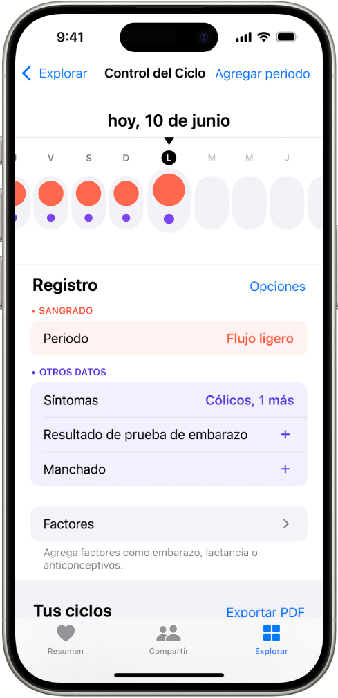 La pantalla Control del Ciclo mostrando una línea del tiempo de una semana en la parte superior. Los círculos rojos sólidos y los puntos morados marcan los primeros 5 días en la línea de tiempo. Debajo de la línea del tiempo hay opciones para agregar información sobre el periodo, los síntomas y más.