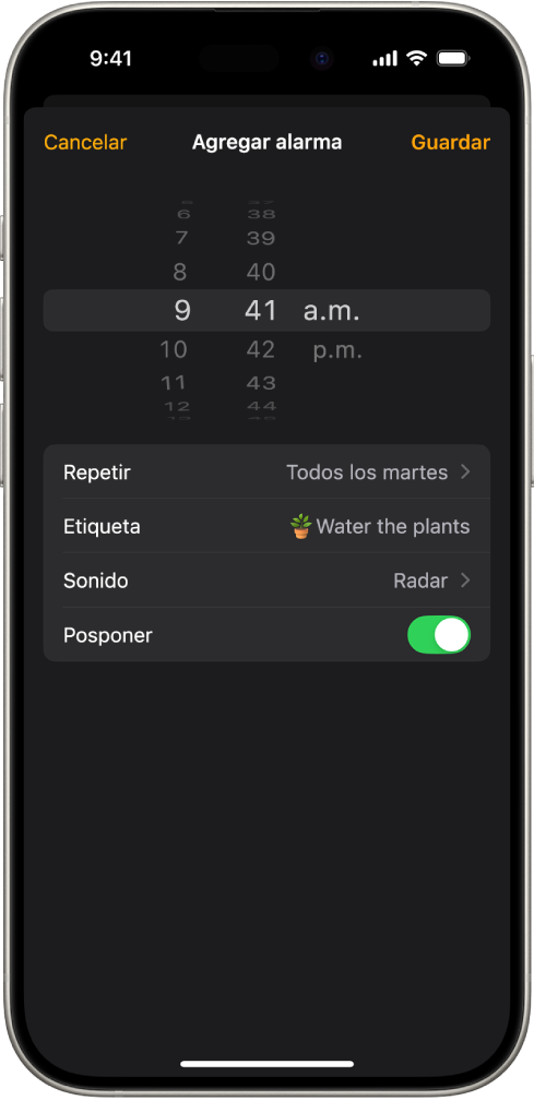 Una pantalla donde se cambia una alarma con opciones para cambiar la hora, elegir si la alarma se repite, agregar una etiqueta a la alarma, seleccionar un sonido de alarma y activar la repetición de la alarma.