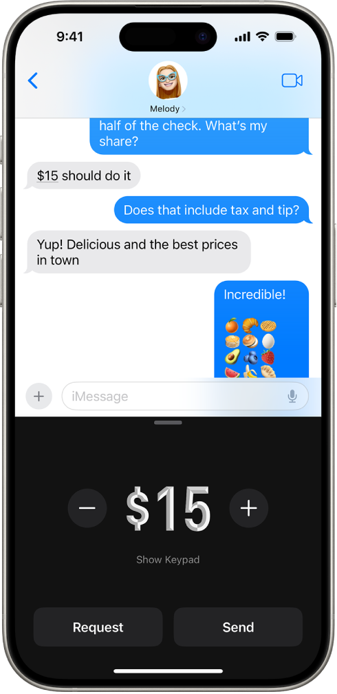 iMessages sarakste un apakšdaļā atvērta Apple Pay.