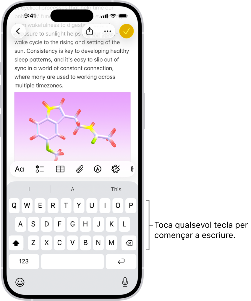 A l’app Notes hi ha un document obert. El teclat és a la meitat inferior de la pantalla.