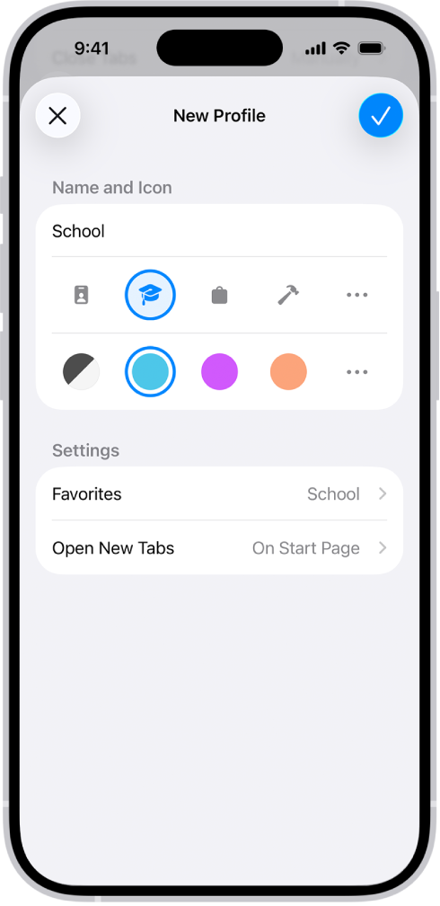 iPhoneની સ્ક્રીન જે નવી પ્રોફાઇલ માટે સેટઅપ બતાવે છે. વિકલ્પોમાં આઇકન, કલર, બુકમાર્ક ફોલ્ડર અને તમે જે પેજ પર નવા ટૅબ ખોલવા માંગો છો તેનો સમાવેશ થાય છે.