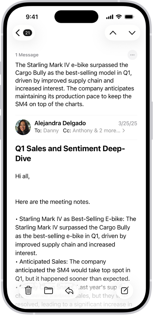 Un’email viene mostrata sulla schermata di iPhone. Il riassunto dell’email viene mostrato nella parte superiore dello schermo.