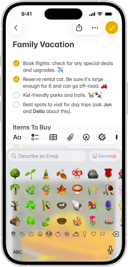 ସ୍କ୍ରୀନ୍ର ଶୀର୍ଷ ଭାଗରେ ଥିବା ନୋଟ୍ ଆପ୍ରେ ଏକ ନୋଟ୍ ଖୋଲା ଅଛି ଏବଂ ସ୍କ୍ରୀନ୍ର ତଳ ଭାଗରେ ଇମୋଜି କୀ'ବୋର୍ଡ୍ ଖୋଲା ଅଛି।