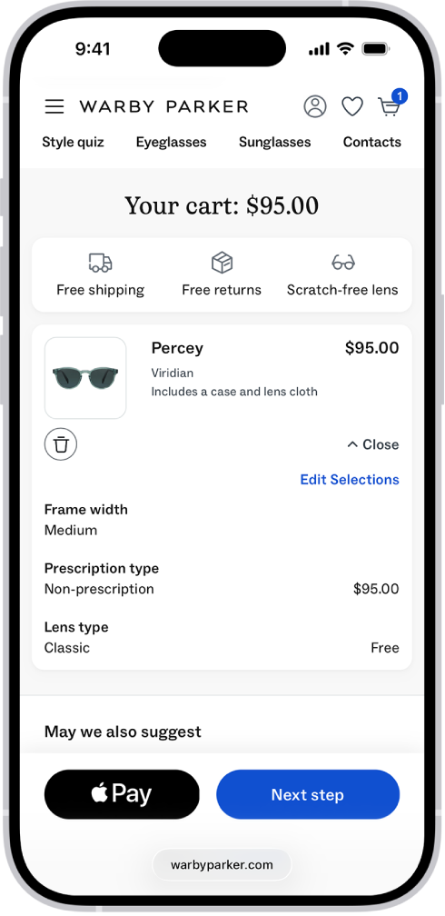 Uygulamada, seçili öğelerin fiyatını gösteren bir alışveriş sepeti. Apple Pay düğmesi sol altta.