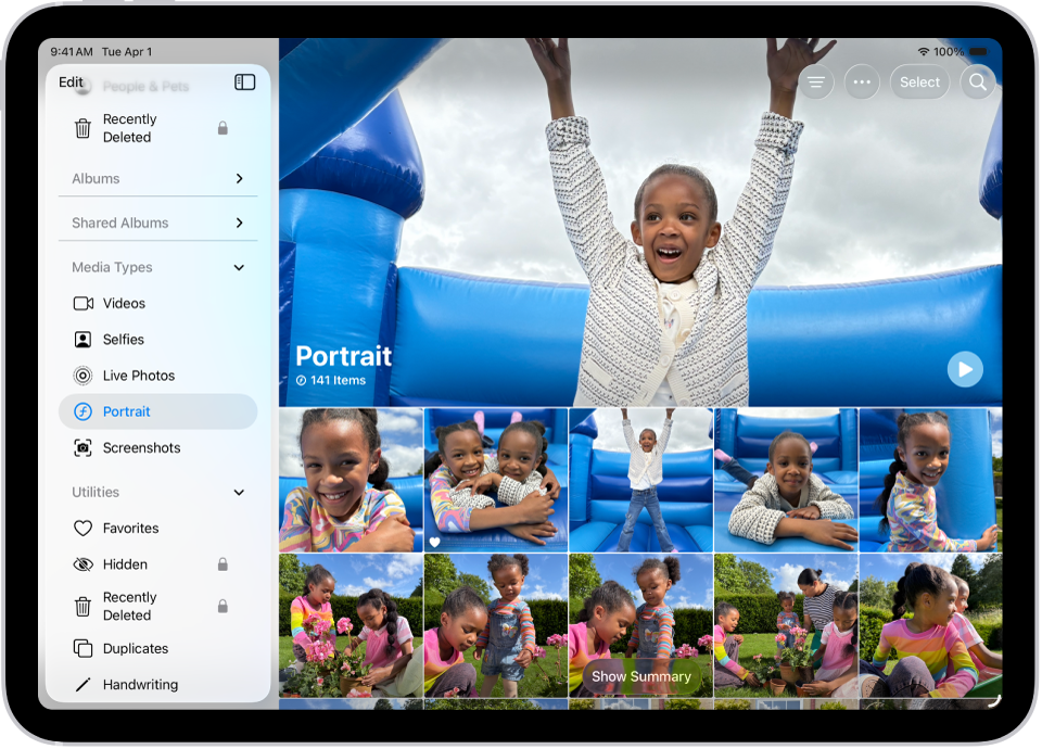 تتوفر أنواع الوسائط في تطبيق الصور، مما يعرض مجموعات من مقاطع الفيديو والصور الشخصية والصور المباشرة والصور الشخصية والمزيد.