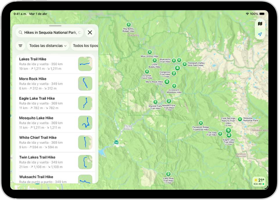 La app Mapas mostrando resultados para una búsqueda de rutas de senderismo en un parque nacional.