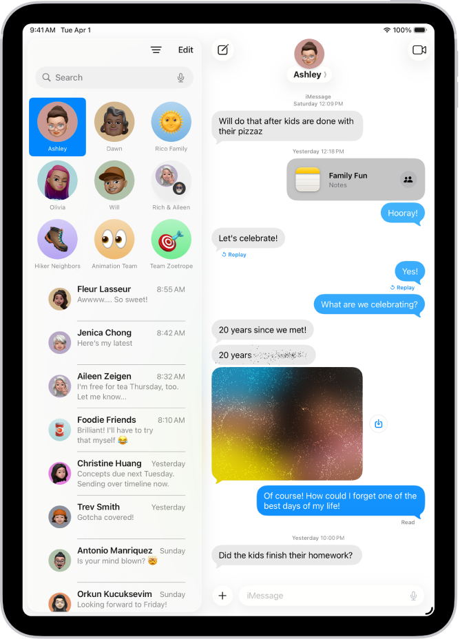 O conversație din Mesaje incluzând un mesaj text și o poză trimise cu efectul Cerneală invizibilă.