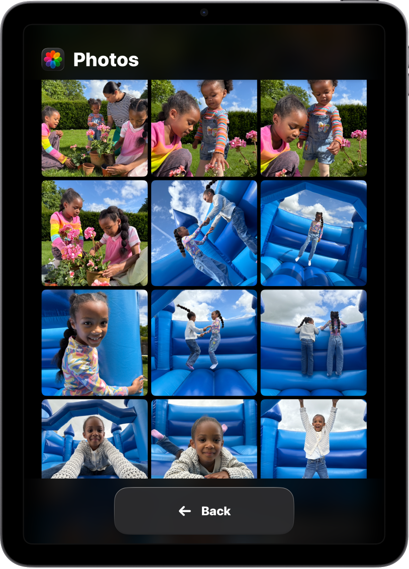 Un iPad in modalità di accesso assistito che mostra una griglia di foto di grandi dimensioni.