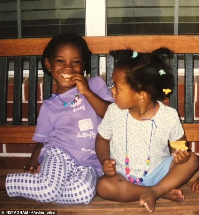 That included this throwback picture of Simone with her younger sister at an unspecified age