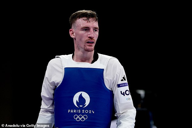 Bradly Sinden was left heartbroken as his gold medal hopes in taekwondo were crushed