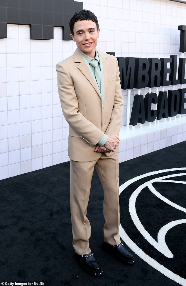 The actor, 37, appeared in good spirits on the black carpet, arriving to the event in a cream blazer and matching trousers on the red carpet on Monday