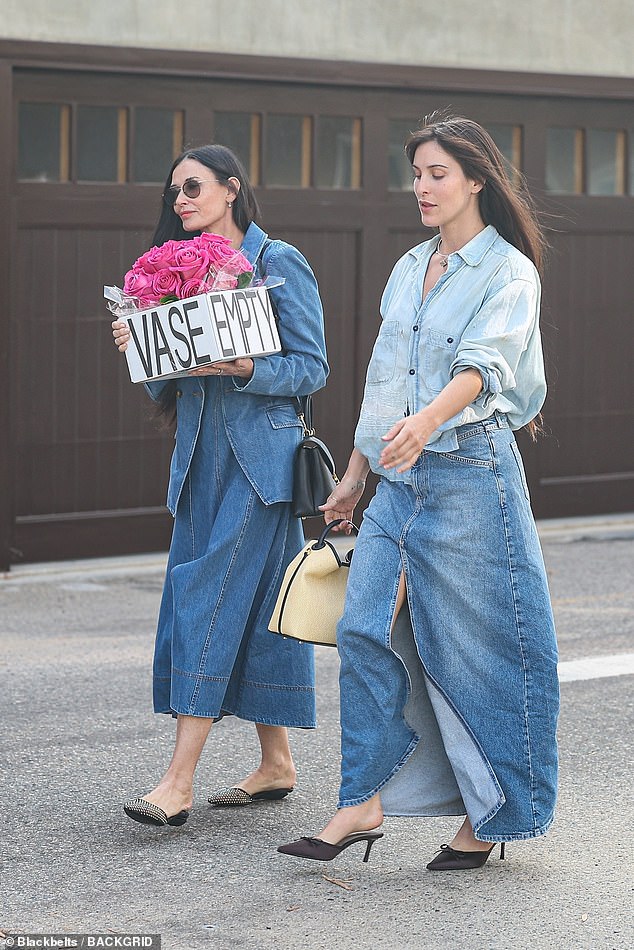 The mother and daughter duo coordinated their looks ¿ whether on purpose or by happenstance ¿ in head-to-toe denim ensembles