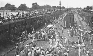 ’پاکستان آتے ہوئے ٹرین سے باہر ہم نے لاشوں کے انبار دیکھے جنہیں گدھ نوچ رہے تھے‘