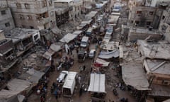 Aerial image of people leaving the airstrike-ravaged city of Khan Younis on foot and in vehicles