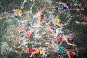 Despite the concern over the water quality of the Seine, the women’s individual triathlon gets under way.