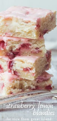 Strawberry Lemon Blondies ~ this easy strawberry dessert is moist and dense, (like soft shortbread) with lots of fresh strawberries and tangy lemon. #recipe #easy #strawberry #bars #cake #dessert, #blondies #lemonbars #easter #mothersday #strawberries #glazed