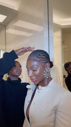 Yasss #TheBeautyB0ss Done it 🥰🥳🤎 #michaelacoel for the #bfc #britishfashioncouncil 🤎 | Instagram Natural Protective Braids, Natural Hair Model, Natural Braid Styles For Black Women, Protective Styles For Natural Hair Weave, Natural Braids For Black Women, Beauty Mood Board, Natural Hair Cornrow Styles, Natural Hair Braid Styles, Natural Hair Styles For Black