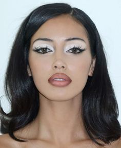 glam by charlotte prevel on cindy kimberly Elevated Makeup Look, Pearl Makeup Movie, Emo Makeup Black Women, 2000s Brows, Leo Venus Aesthetic Outfits, Sade Makeup, Early 2000s Makeup Looks, Makeup Looks Fun, 1960 Makeup