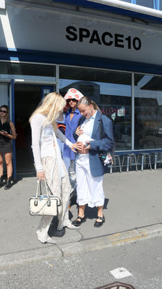 Copenhagen Fashion Week Spring/Summer 2025 street style Bonito, Copenhagen Outfits, Copenhagen Fashion Week Street Style, Copenhagen Fashion, Copenhagen Fashion Week, Intj, Fashion Week Street Style, Outfit Goals, New Love