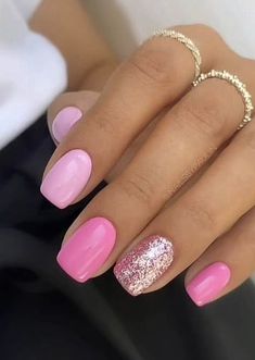 Round Short Nails, Diy Nails At Home Nailart, Easy Diy Nails At Home, Black Women Love, Nails Black Women, Easy Diy Nails, Diy Nails Easy, Pink Gel Nails, Pink Glitter Nails