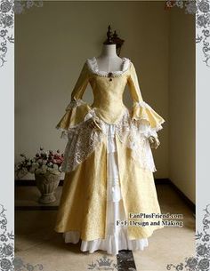 Victorian Dresses, Aristocrat Dress, 18th Century Masquerade, Dresses 18th Century, Elegant Gothic Aristocrat, Gothic Aristocrat, Victorian Era Dresses, Victorian Gown, Women Costume