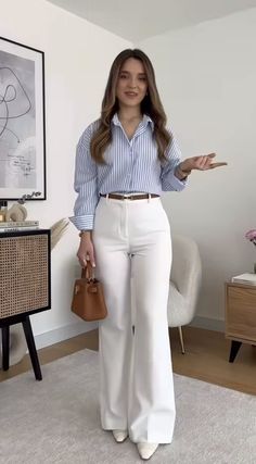 Corporate Lady Outfit, Zara Dress Pants Outfit, Accounting Outfit, Bank Outfits Work, How To Style Khaki Pants, Outfit Pantalon Blanco, Western Chic Outfits, Casual Work Attire